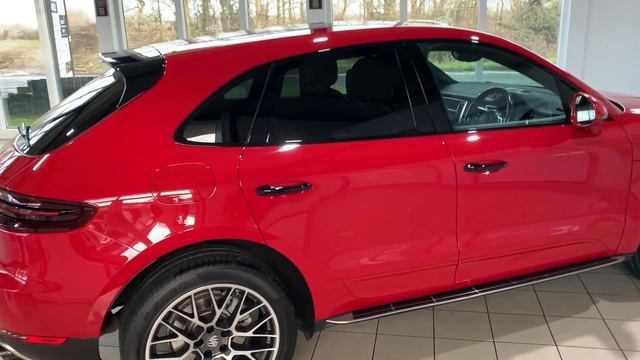 Macan 3.0 D S PDK -2017/67 - SOLD смотреть онлайн