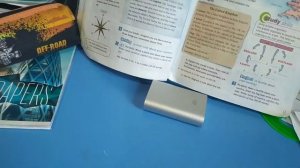 Как без палева сидеть в телефоне на уроке