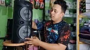 Speaker bluetooth memiliki speaker double power 8inci × 2 karaoke ( ZQS8207 ) KIMISO