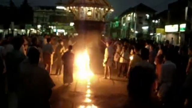 перетягивание ратхи в храме Кришны Удупи смотреть онлайн