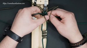 Браслет из паракорда