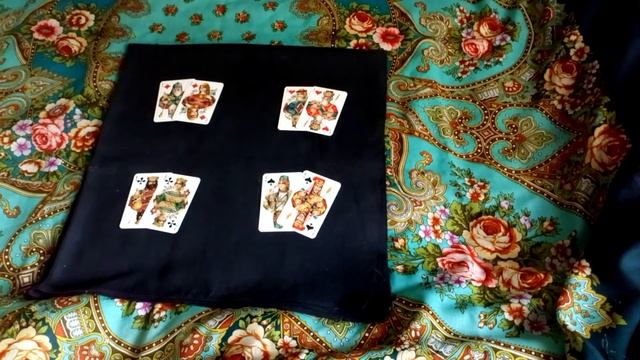 Фигурные карты в игральных картах. Выбор масти. смотреть онлайн