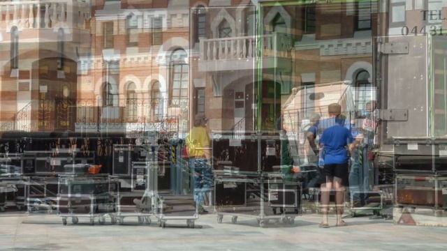 Сцена для балета "Эсмеральда" на Патриаршей площади смотреть онлайн