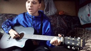 песня на гитаре районы-кварталы для начинающих, без баре ( бой и перебор)!