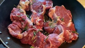 Как жарить мраморную говядину?Сочно,вкусно и с кровью?