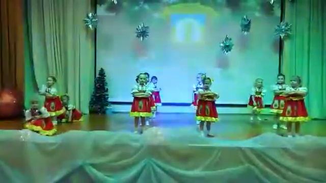 Калинка-Малинка. Студия народного танца "Алёнушка". смотреть онлайн