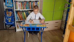 Автор Сергей Михалков стих "Чистописание"