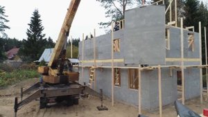 Монтаж дома из СИП панелей ? PREFAB