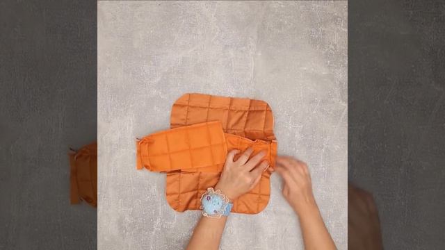 Была старая куртка,а стала новая сумка#1#куртказимняя #курткаосенняя #курт #идея#сумкиручнойработы