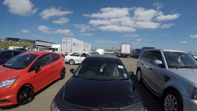 Ford Sierra Cosworth @ Ford Fair 2016 pit lane parking смотреть онлайн