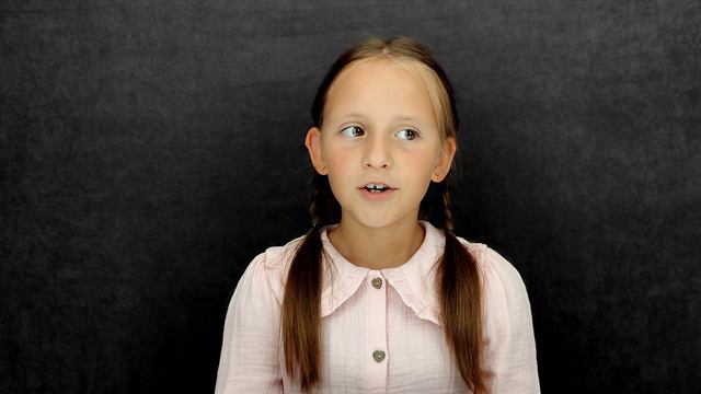 Милана Сокольникова, 7 лет. Визитка #нереальныйчелленджголоволомка2 #миланасокольникова