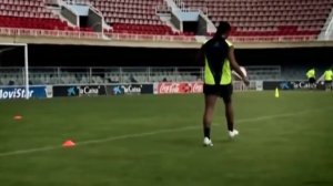 Легендарная реклама Nike с Роналдиньо