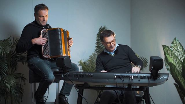 Genos with Peter Baartmans and Mike Smeulders - Mimuze is an official dealer of Yamaha keyboards смотреть онлайн