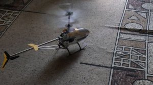 Первые пробы радиоуправляемой модели вертолёта "MJX T640С (Т-40)" в домашних условиях... (Часть 1-я
