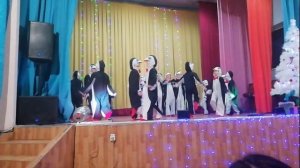 Маленькая "Забавушка" танец озорных пингвинов