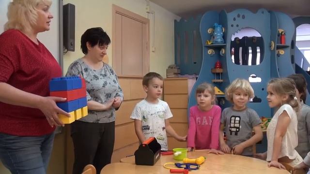Лего в детском саду частной школы "ЛОГОС М", г.Мытищи. Фрагмент 1 смотреть онлайн