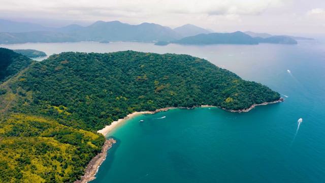 BRAZIL 12K - Scenic Relaxation Film With Inspiring Cinematic Music - 12K (60fps) Video Ultra HD смотреть онлайн