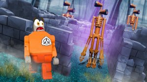 СИРЕНОГОЛОВЫЙ В ЛАБИРИНТЕ! ОПАСНЫЙ SCP ОХОТИТСЯ НА НАС! ВЫЖИТЬ В ЛАБИРИНТЕ С SCP В BRICK RIGS