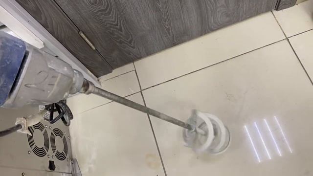 Строительный миксер ￼