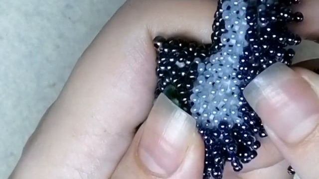 Иголки ёжика. Часть 1. Ёжик из тумана. Амигуруми из бисера. Мастер класс. Туториал.