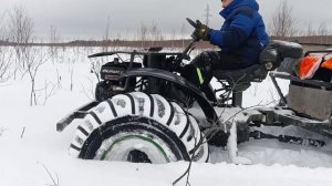 Штурмует сугробы. Каракат ЗИС-5