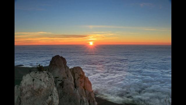 Таймлапс l Восход солнца на Ай Петри l Рассвет в горах l Timelapse