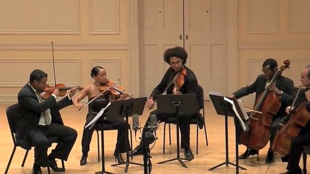 Schubert Quintet Mvt2-Part2 (Harlem Quartet on Stradivarius' & Carter Brey) смотреть онлайн