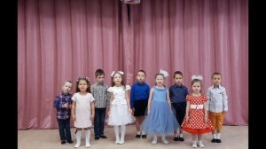 МАДОУ 47,средняя группа 6.  Песня" Зореньки краше"