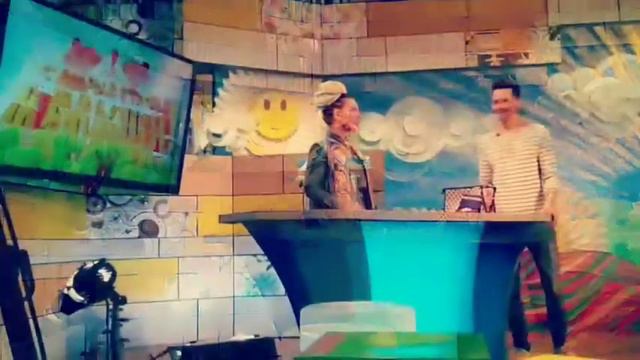 MyZZa "с Добрым утром, малыши" (вокальный мастеркласс для Хрюши и Антона Зорина) смотреть онлайн