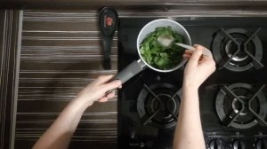 МАСЛО Базиликовое МАСЛО Зеленое !!! Как сделать ОЧЕНЬ Вкусную заправку для салата. Раздача Повара.
