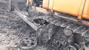 ДТ-75 вылетело направляющее колесо