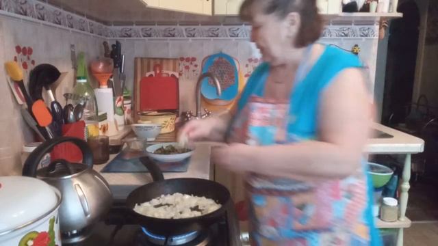 Свекольный салат без больших затрат смотреть онлайн