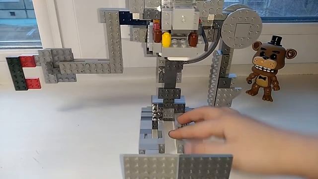 Эндоскелет аниматроника. Фокси из конструктора LEGO. Моя самоделка! смотреть онлайн