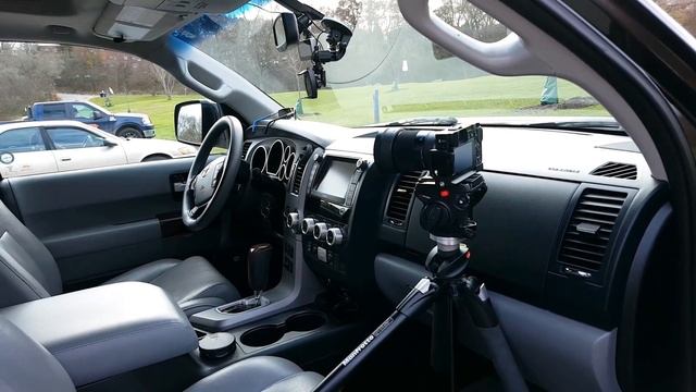 ? Как и чем я снимаю в автомобиле. Тест Sony a6000 + Sigma 30mm 1,4 DC C DN SONY E LENS смотреть онлайн