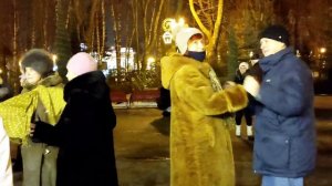 ЗА ТВОЮ КРАСИВУЮ УЛЫБКУ!???/ТАНЦЫ В ПАРКЕ ГОРЬКОГО ХАРЬКОВ ЯНВАРЬ 2022