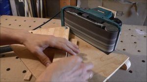 Шлифовальный станок с наклоном, из ленточной шлифмашины (Belt Sander Stand - Makita 9404)