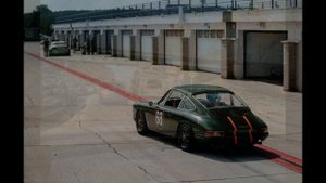 Швейцарцы превратили легендарный Ferrari 80-х в рестомод