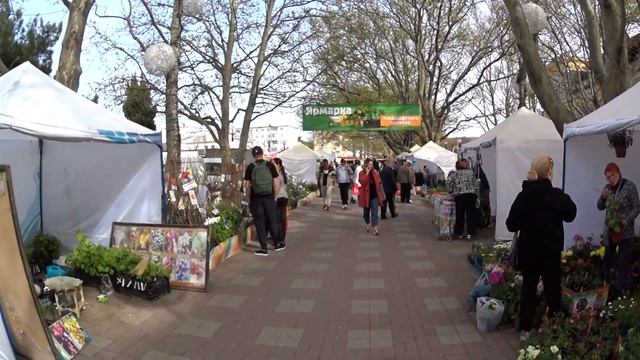 В Геленджике аншлаг | Запретили кататься на велосипедах на набережной Геленджика | Геленджик 2022.