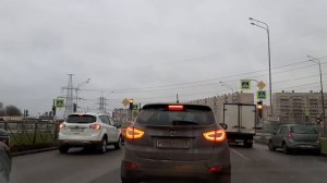 как правильно тронуться с места на светофоре.