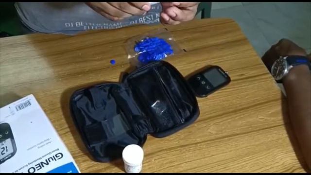 GluNeo Lite Glucose Meter With 25 Test Strip