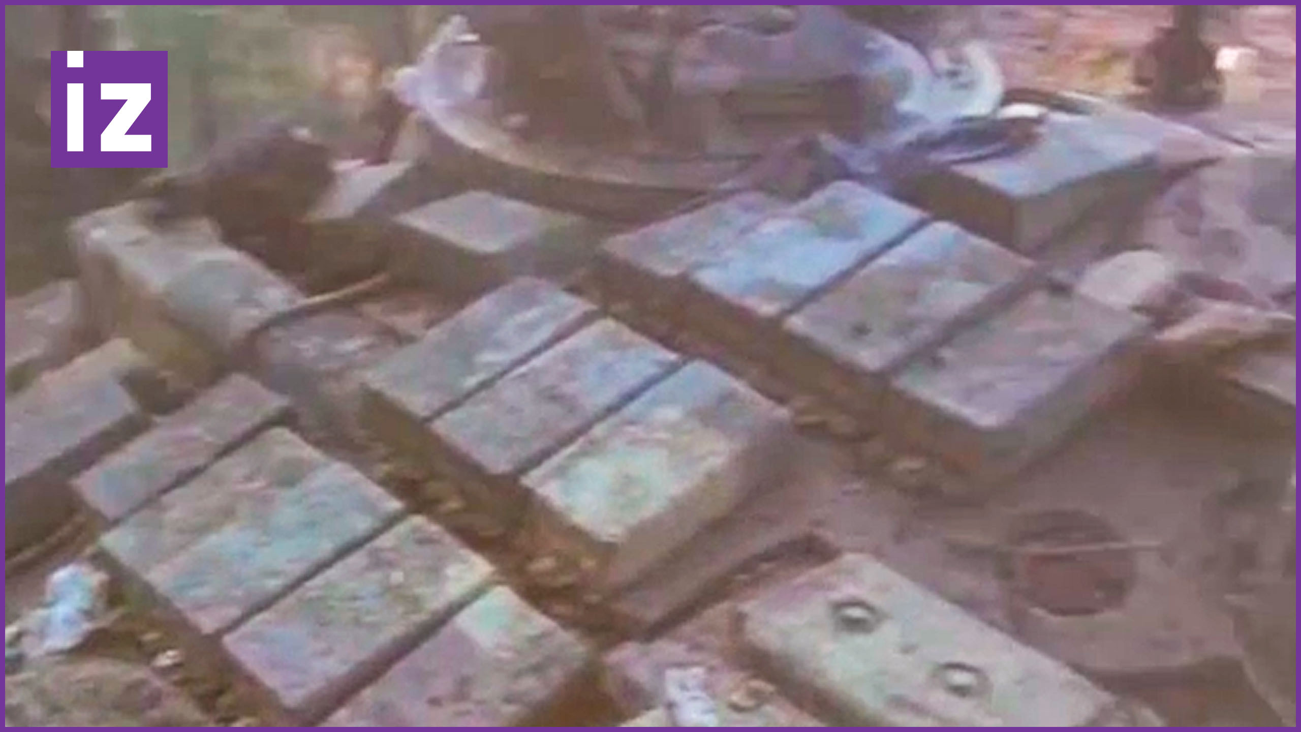 «Танк подбили хохлячий»: наши бойцы затрофеили Т-72 / Известия