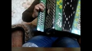 Как играть частушки на гармошке