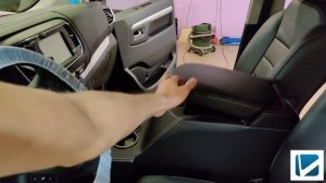 Центральная консоль с подстаканниками и сабвуфером для OPEL ZAFIRA LIFE (и его аналогов)