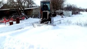 т-70 с отвалом, на снегу