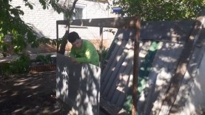 ✅Строим НАВЕС из тента возле домика школьника!