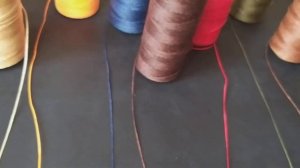 Нитки для кожи. Плоская вощеная нить в ассортименте.