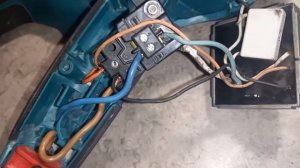 Как должен быть подключен выключатель на Makita ga 6021c