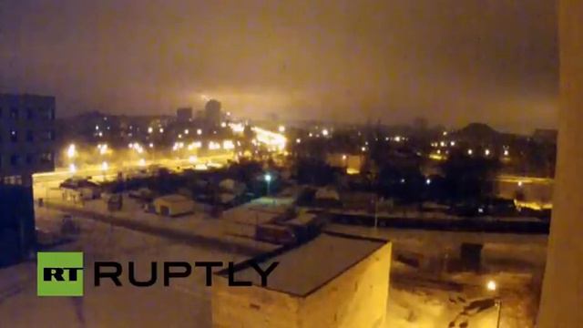 Град стреляет из центра Донецк 17.01.2015 Аэропорт