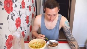 КАК ВЫЖИТЬ НА 1000 РУБЛЕЙ В МЕСЯЦ + ЭКСПЕРИМЕНТ НАД СОБОЙ