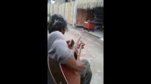 Бомж уличный гитарист спел Wish You Were Here группы Pink Floyd